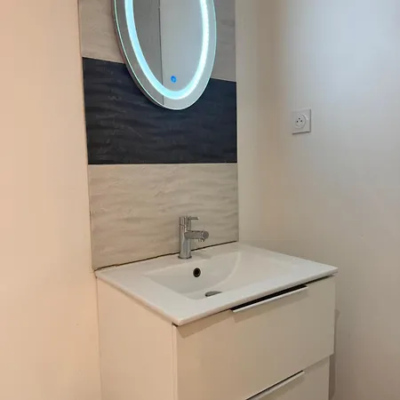 Maison Hythou De 6 Personnes Thouars